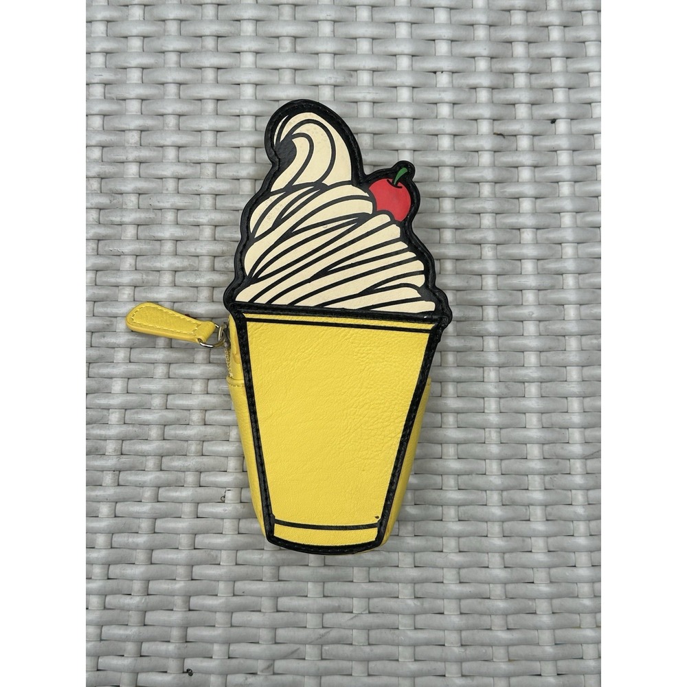 Disney Parks Dole Whip Pineapple Coin Purse Change Wallet Pouch